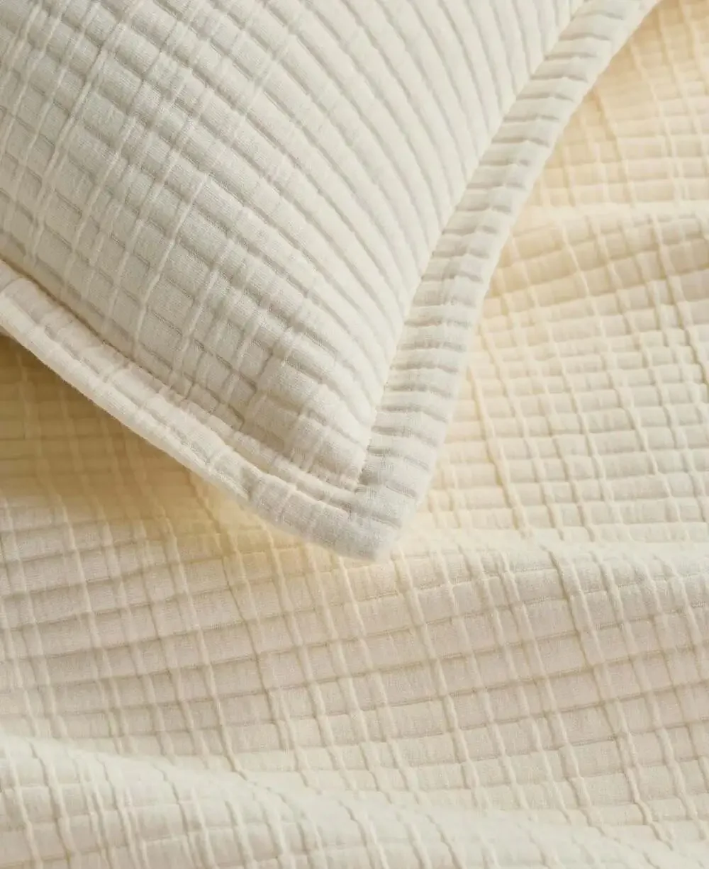 Quince Organic Ribbed Cotton Coverlet and Sham Set 3 pc King / Cal. king new no